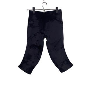 Womens lululemon cropped leggings